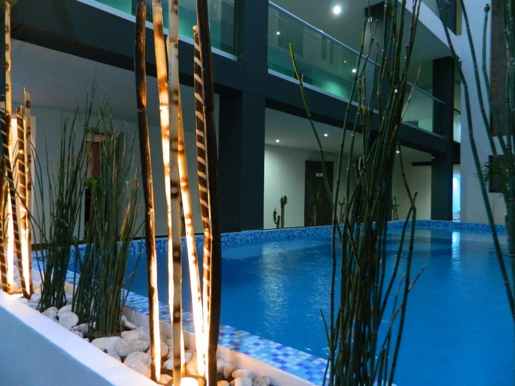 Hotel Flamingo Mérida Zewnętrze zdjęcie